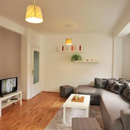 Apartment Mila *
